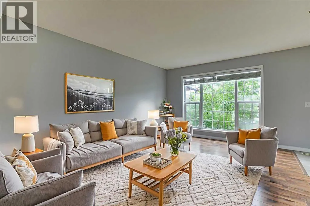 124 Prestwick Villas SE