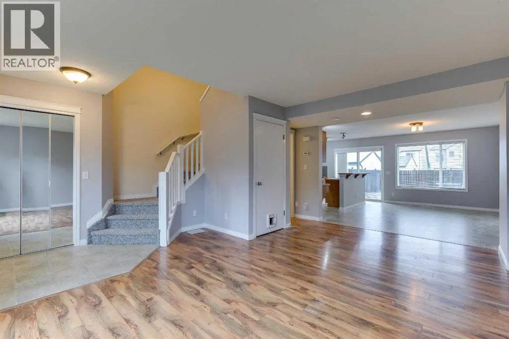 124 Prestwick Villas SE