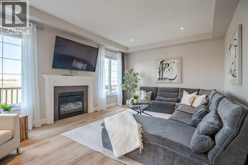 110 Windwood Grove SW
