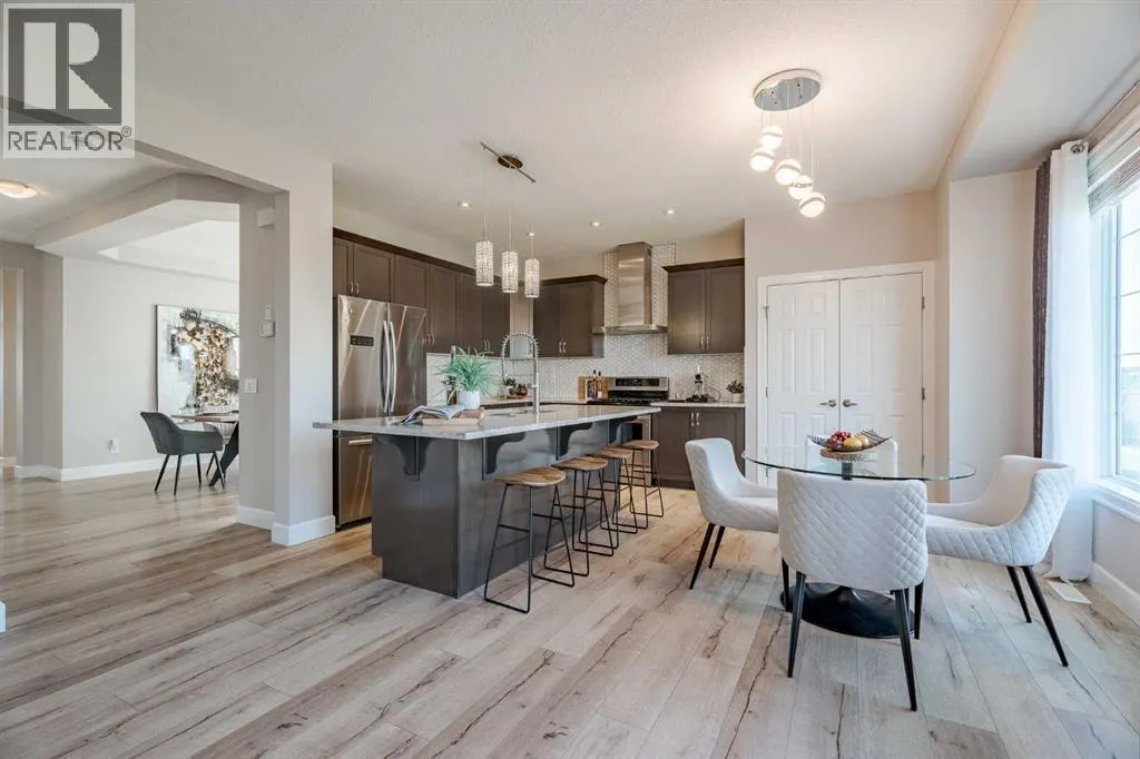 110 Windwood Grove SW