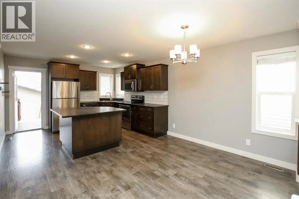 14 Radcliff Way