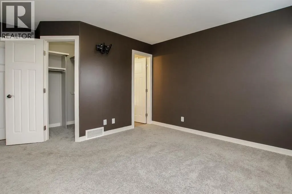 14 Radcliff Way