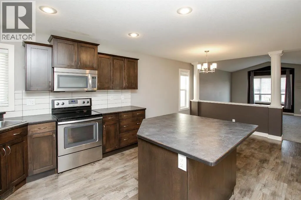 14 Radcliff Way