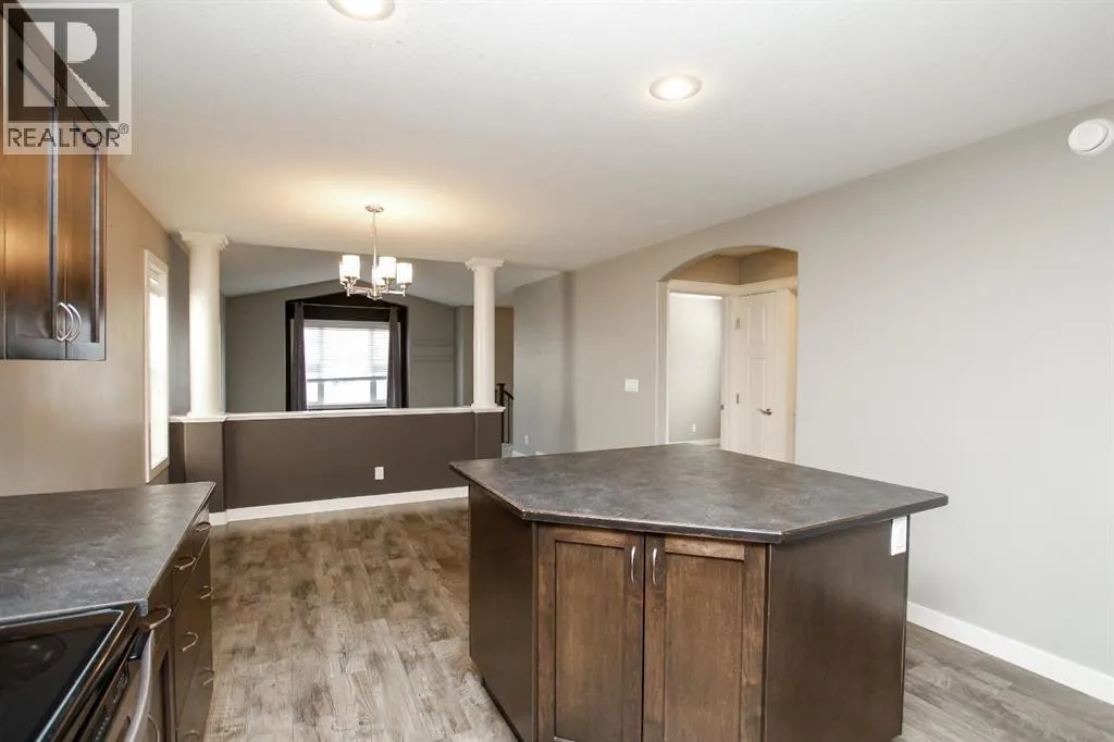 14 Radcliff Way