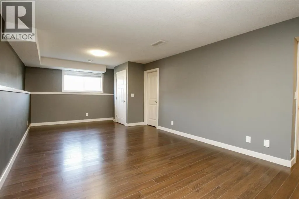 14 Radcliff Way