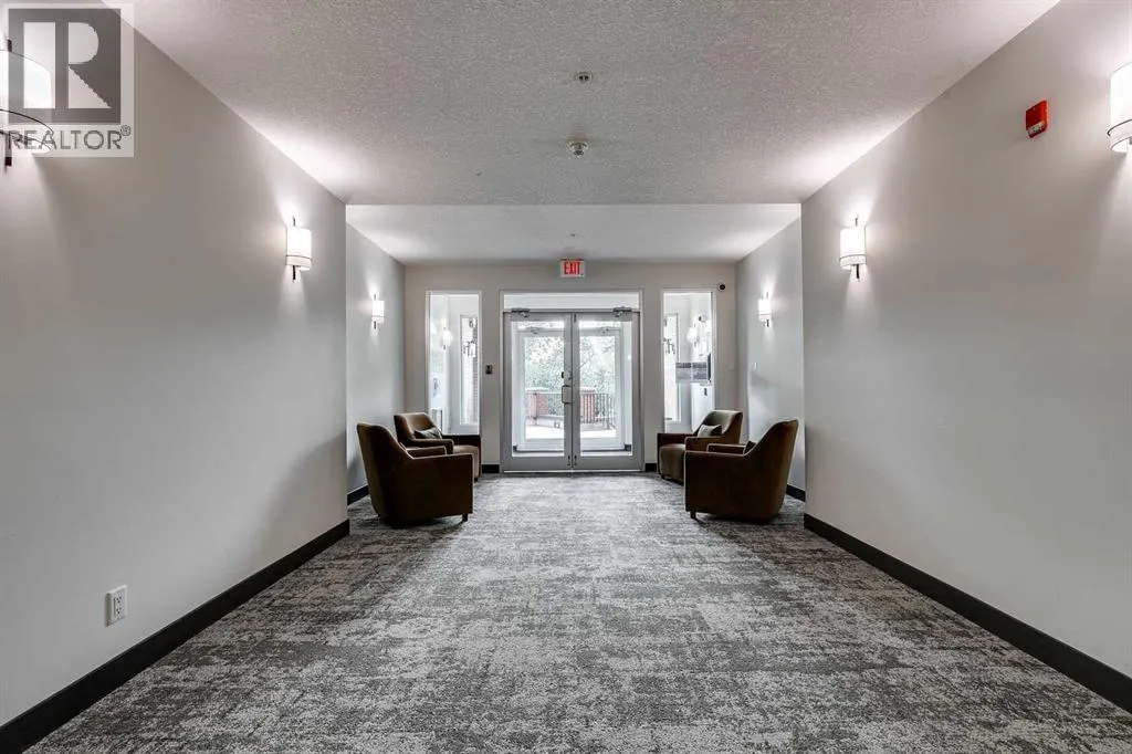 3501, 24 Hemlock Crescent SW