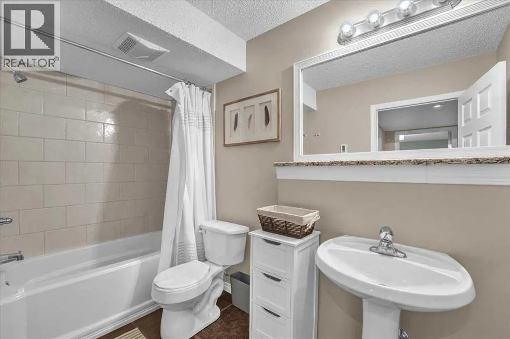 2037 Bridlemeadows Manor SW