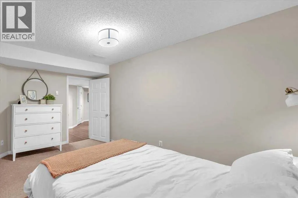 2037 Bridlemeadows Manor SW
