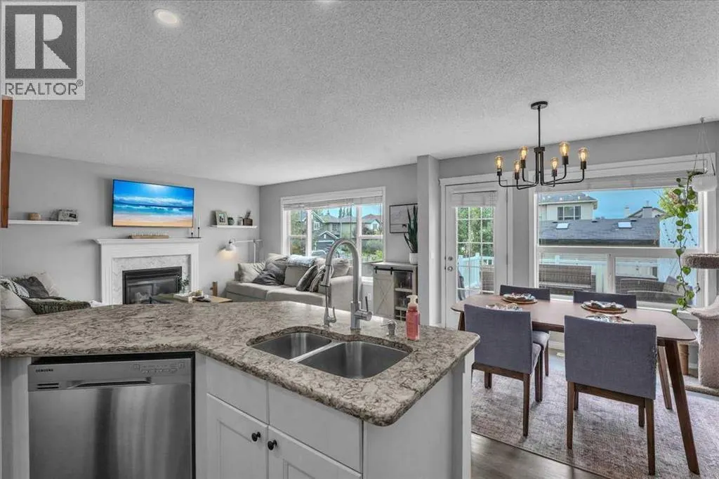 2037 Bridlemeadows Manor SW
