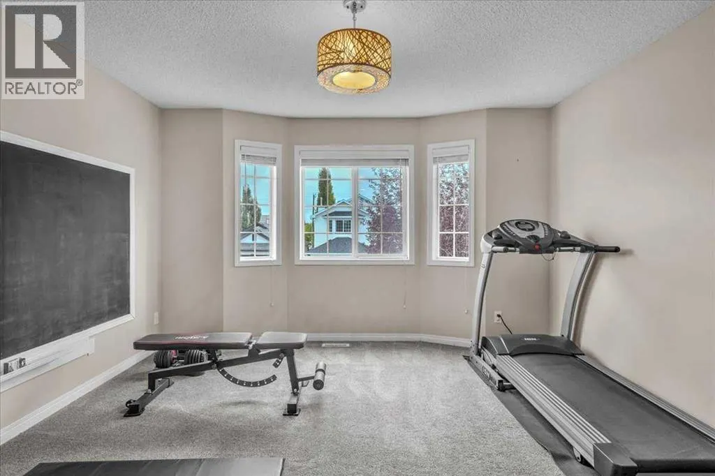 2037 Bridlemeadows Manor SW