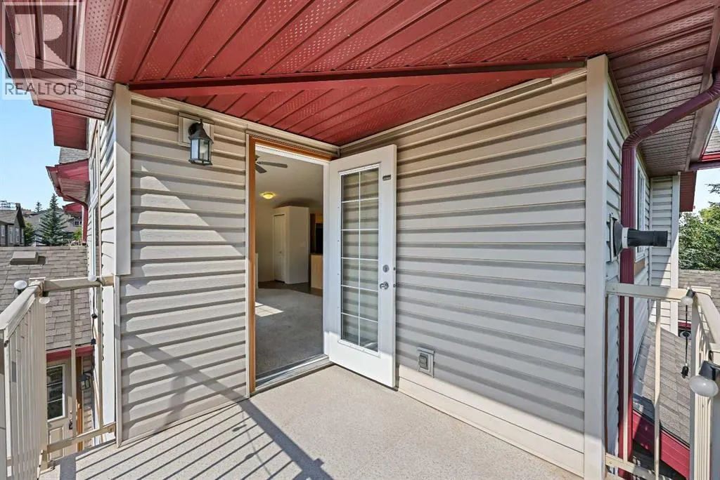 204, 30 Panatella Landing NW