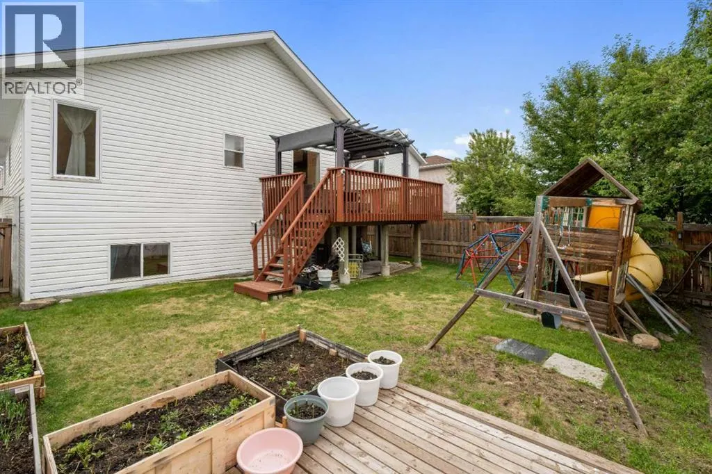358 Hawkstone Drive NW