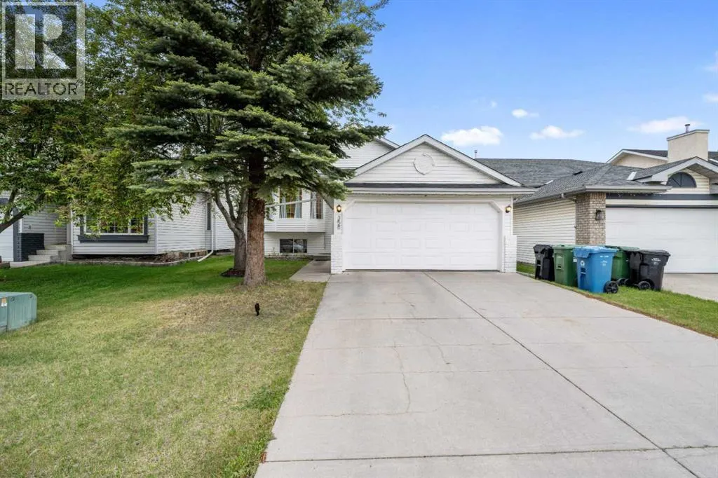 358 Hawkstone Drive NW