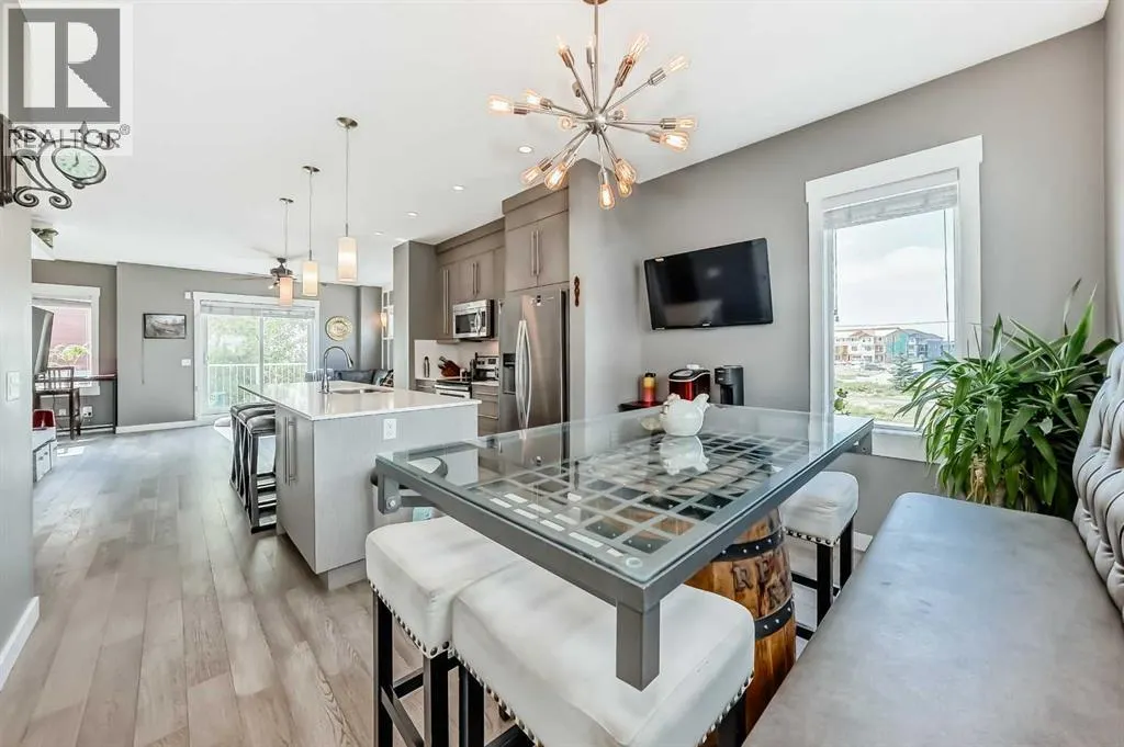 10, 111 Rainbow Falls Gate