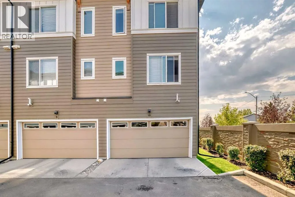 10, 111 Rainbow Falls Gate