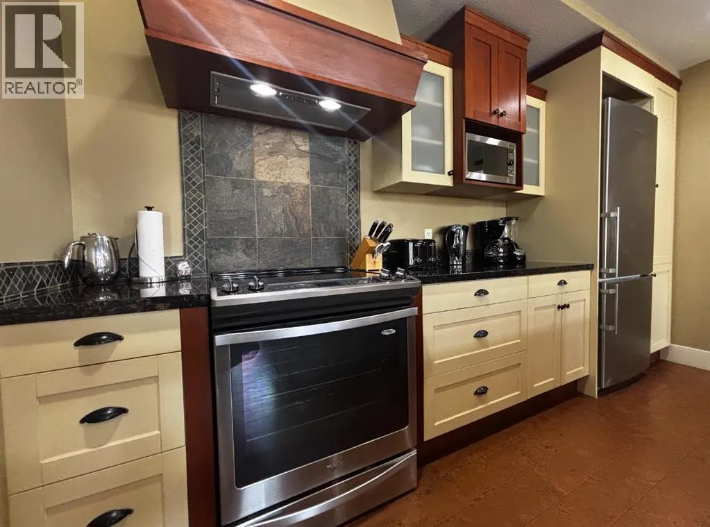 413J, 173 Kananaskis Way