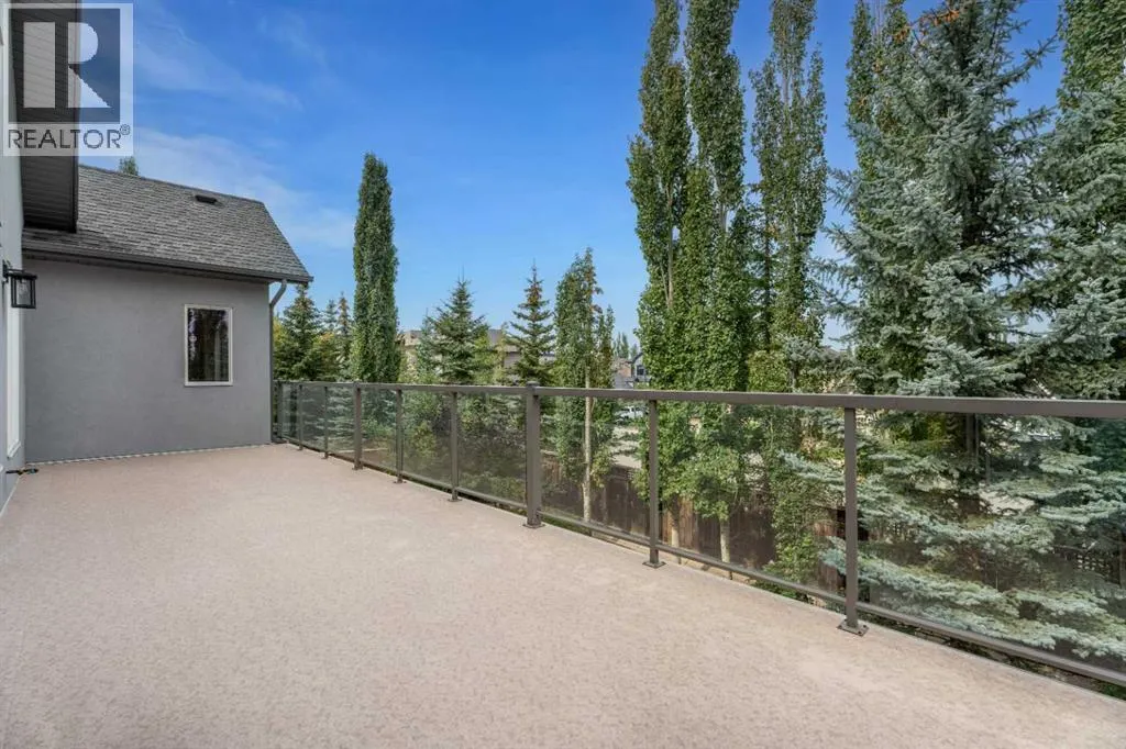 18 Aspen Ridge Way SW