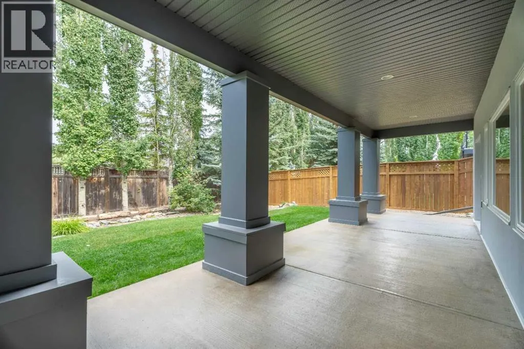18 Aspen Ridge Way SW