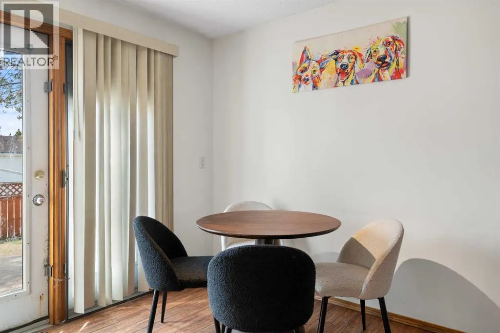 41 Alpine Crescent SE
