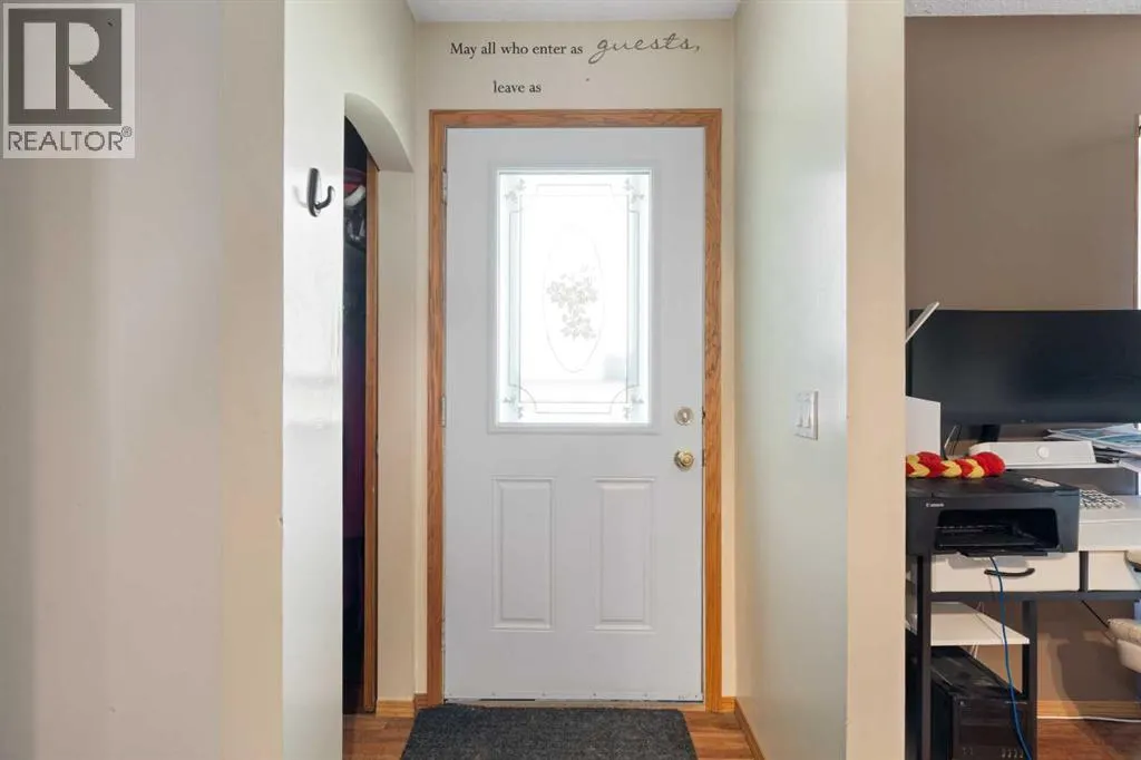41 Alpine Crescent SE