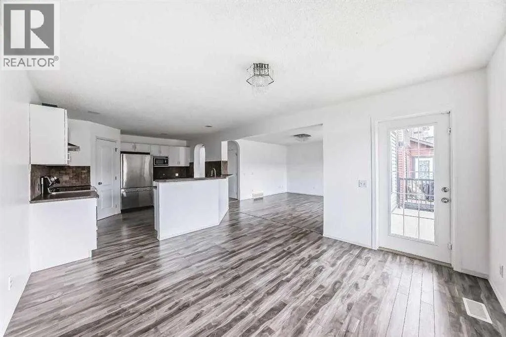 120 SPRINGMERE Grove