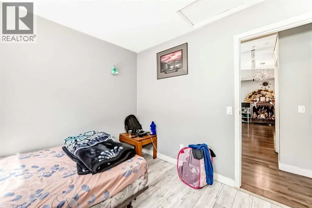 52 MARTINGLEN Place NE