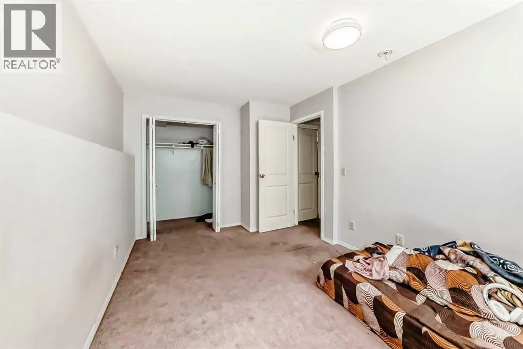 52 MARTINGLEN Place NE