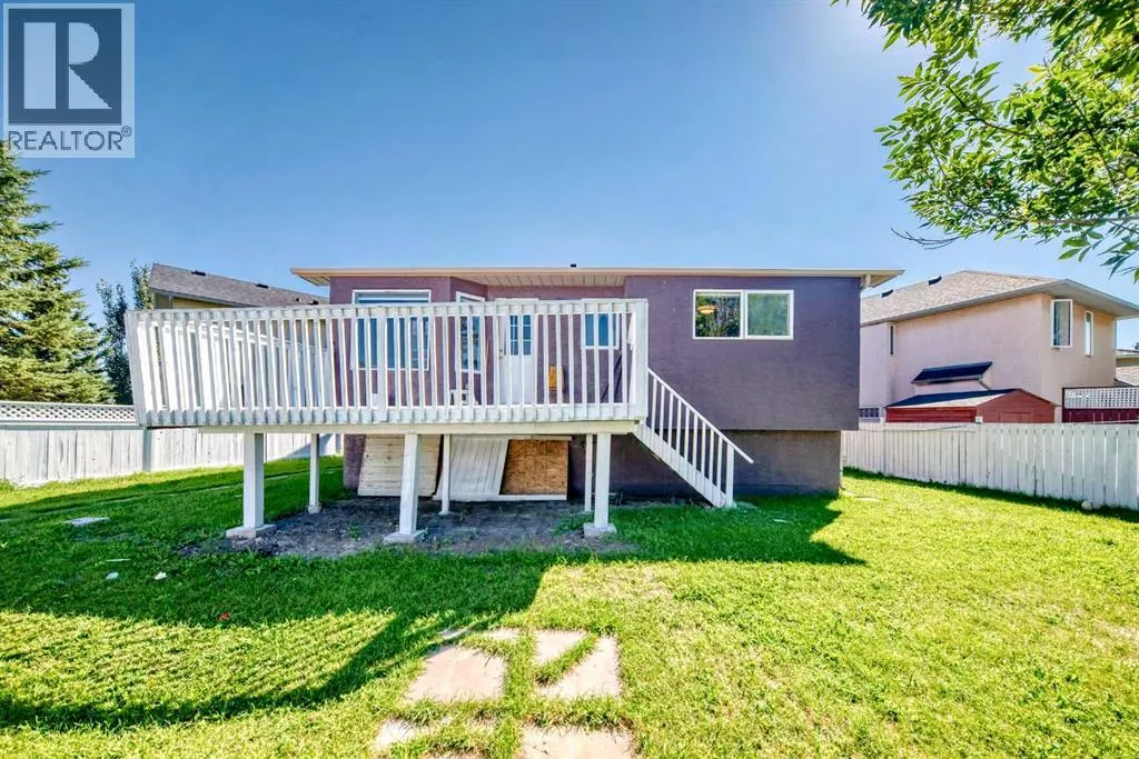 52 MARTINGLEN Place NE