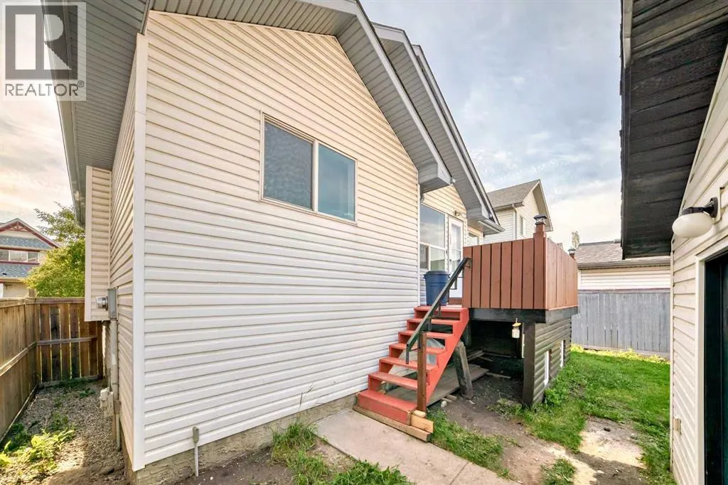 128 ERIN MEADOW Way SE