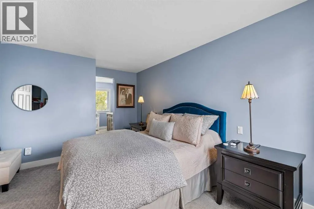 92 Tuscany Way NW