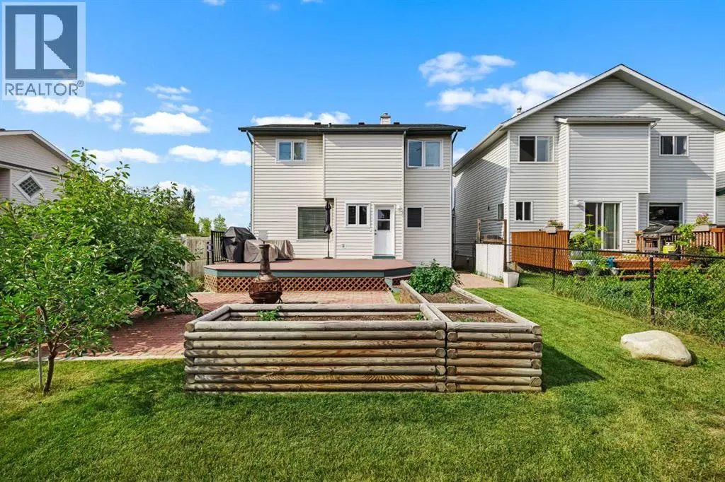 92 Tuscany Way NW