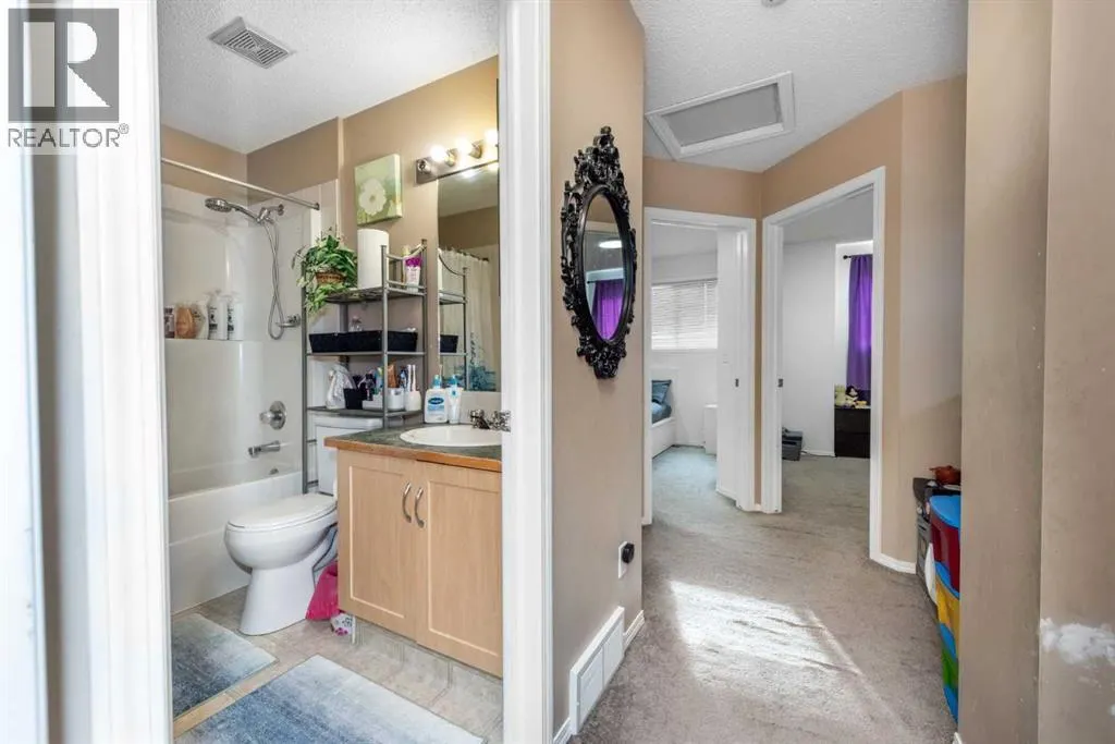 1001, 111 Tarawood Lane NE