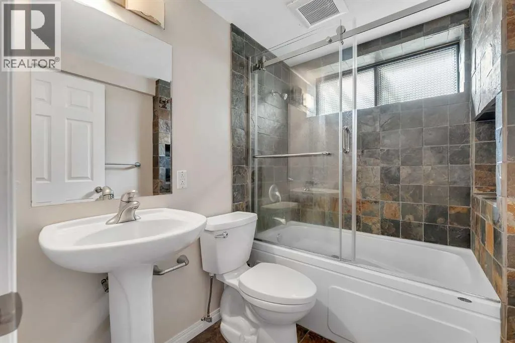 37 Edgeford Way NW