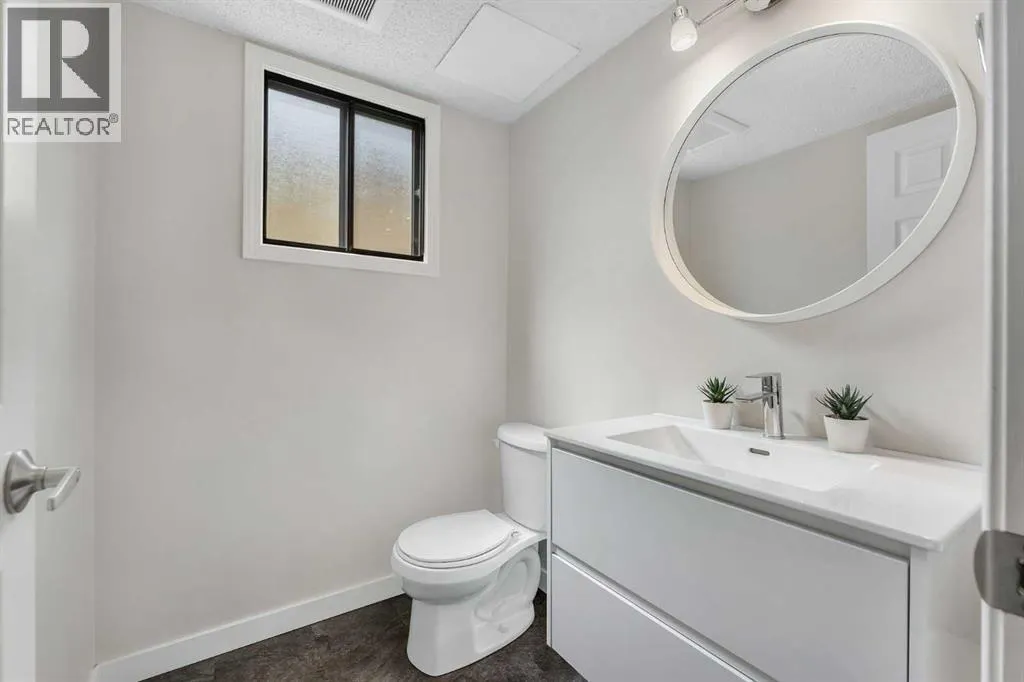 37 Edgeford Way NW