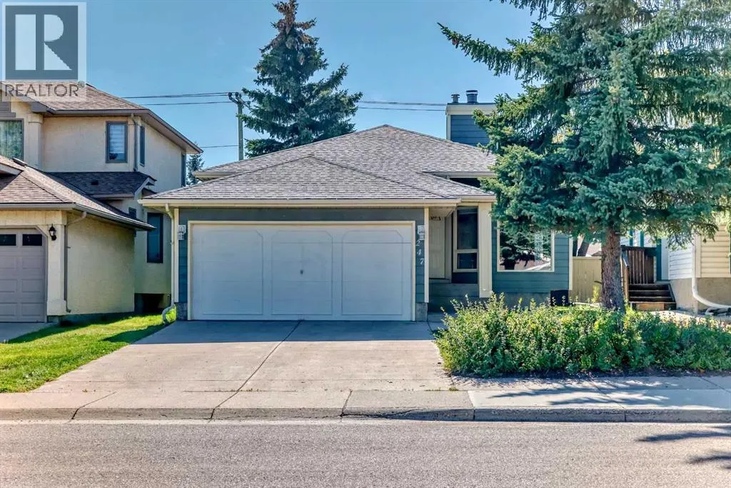 247 SHAWINIGAN Drive SW
