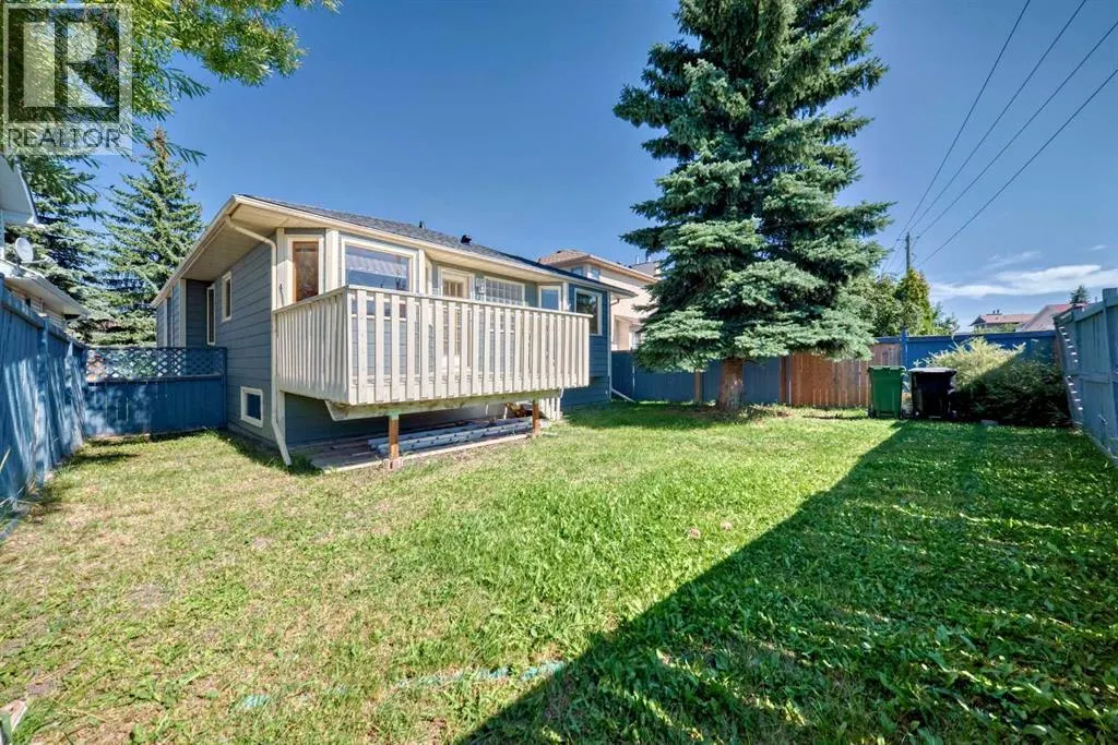 247 SHAWINIGAN Drive SW