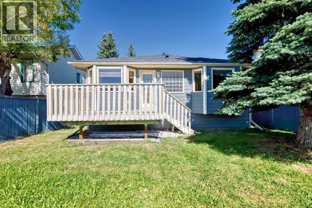 247 SHAWINIGAN Drive SW