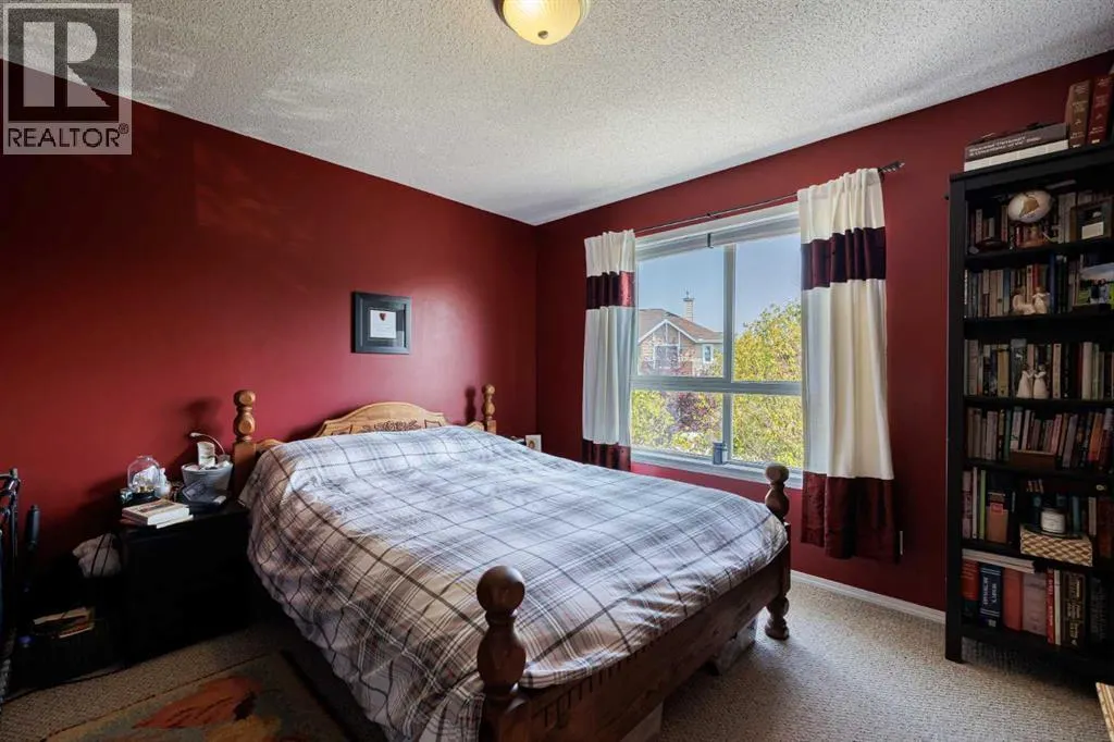 120 Tuscany Court NW