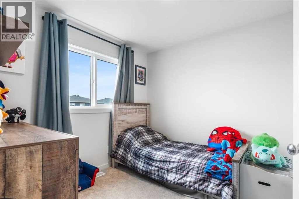 261 Walcrest Way SE