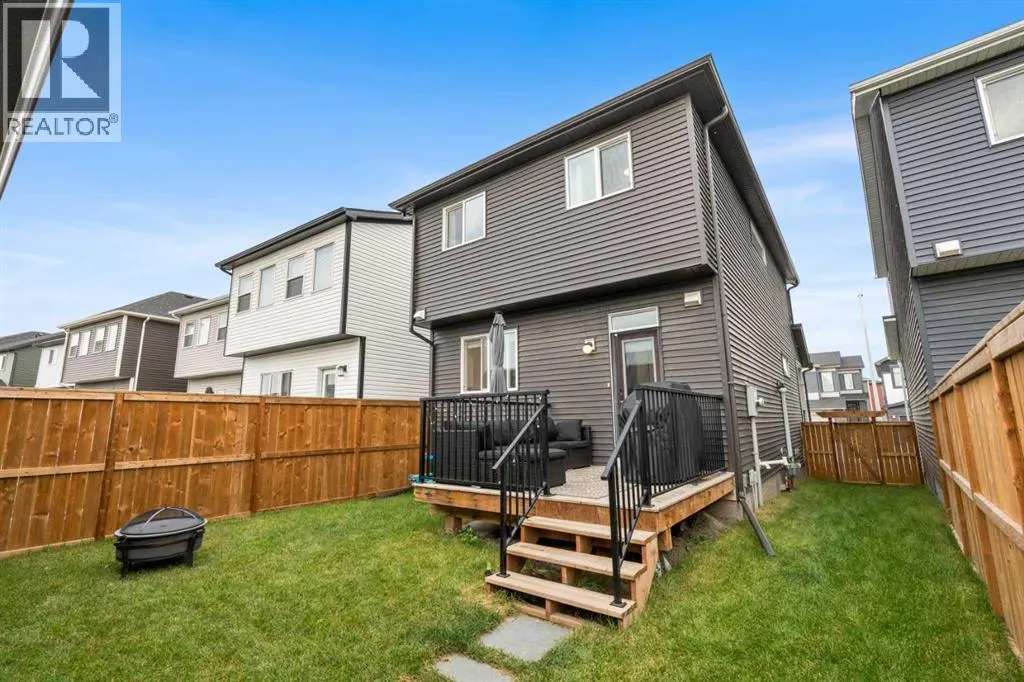 261 Walcrest Way SE