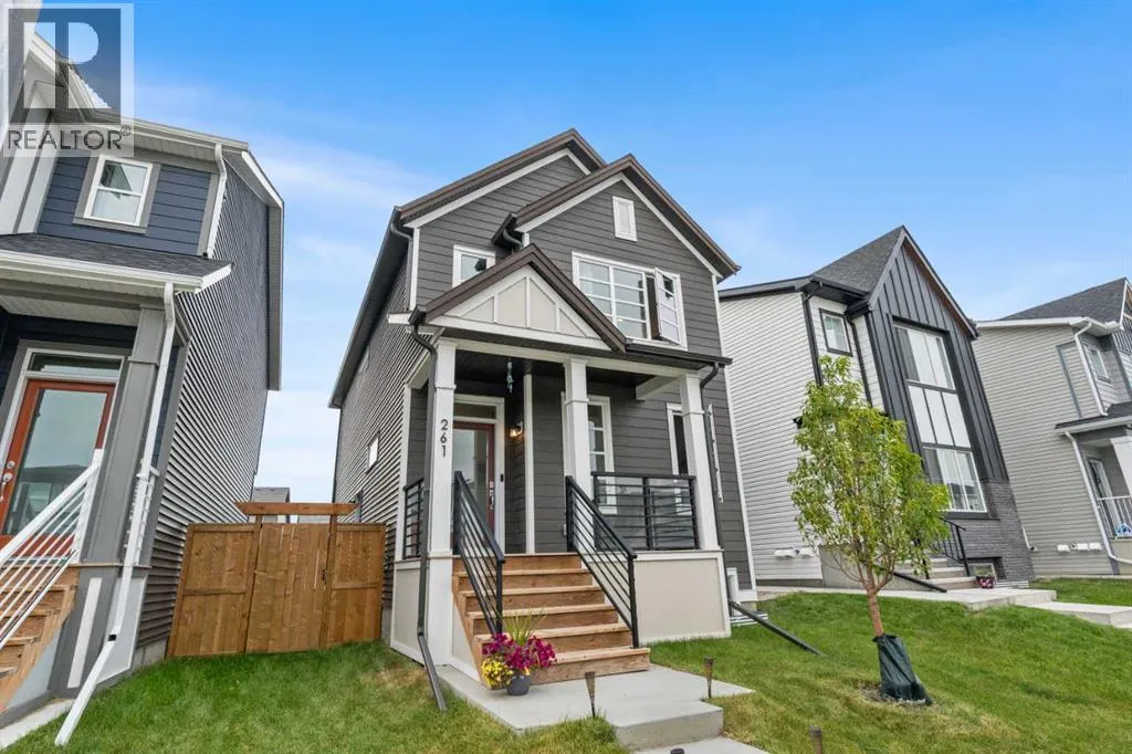 261 Walcrest Way SE