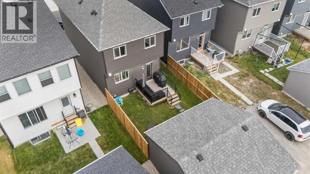261 Walcrest Way SE