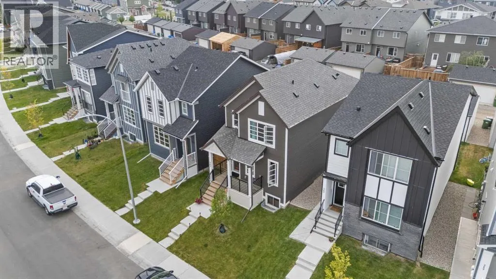 261 Walcrest Way SE