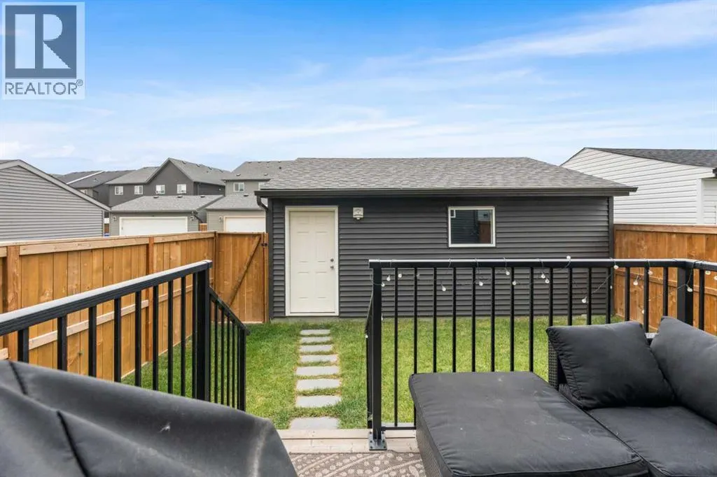261 Walcrest Way SE