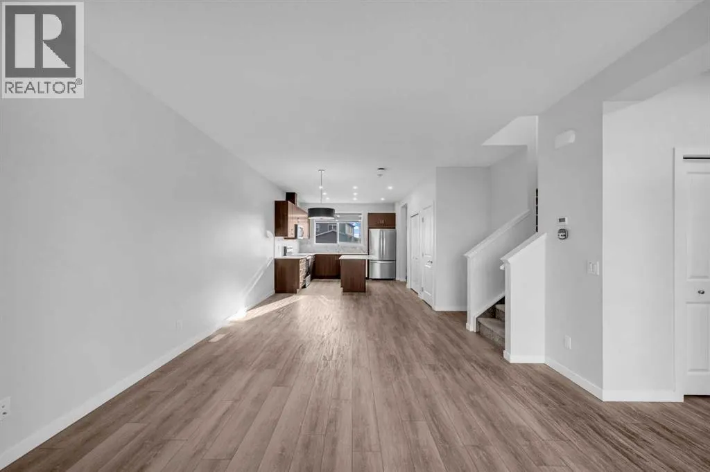 83 Corner Meadows Grove NE
