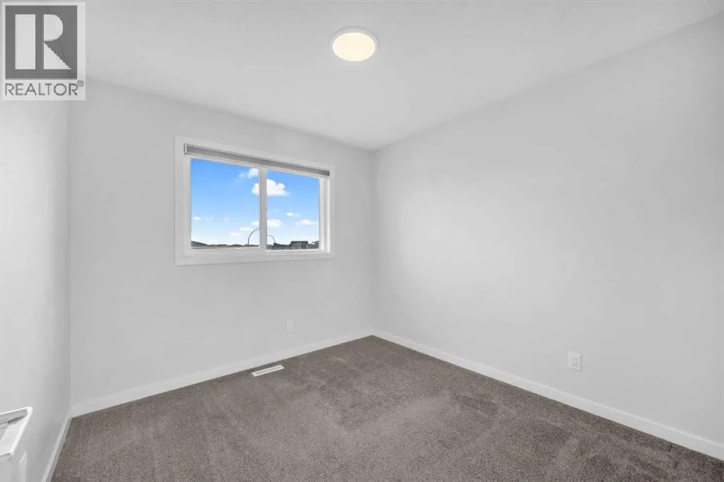 83 Corner Meadows Grove NE