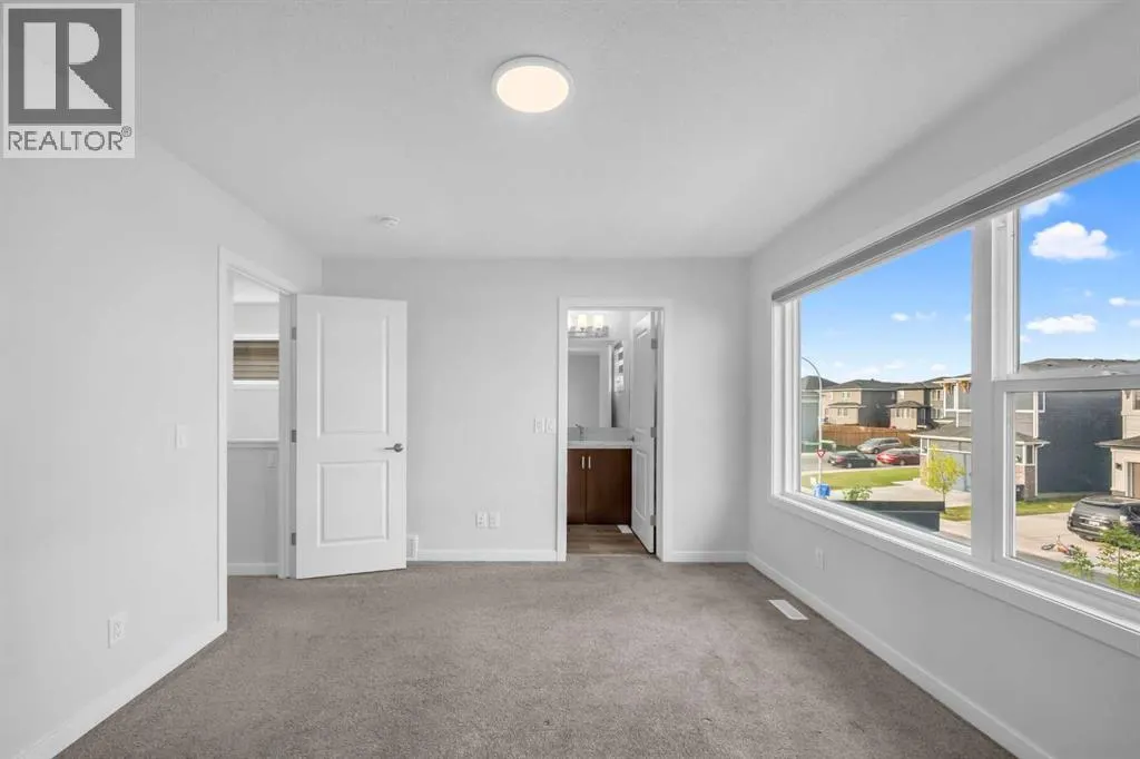 83 Corner Meadows Grove NE