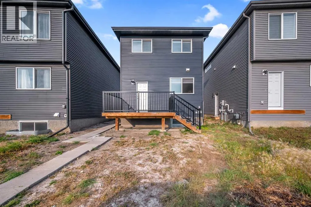 83 Corner Meadows Grove NE