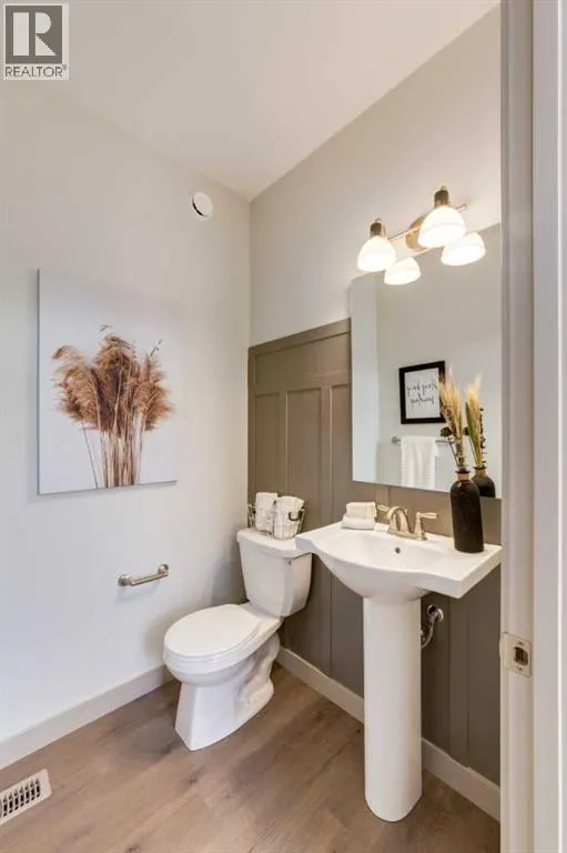 51 Heirloom Boulevard SE