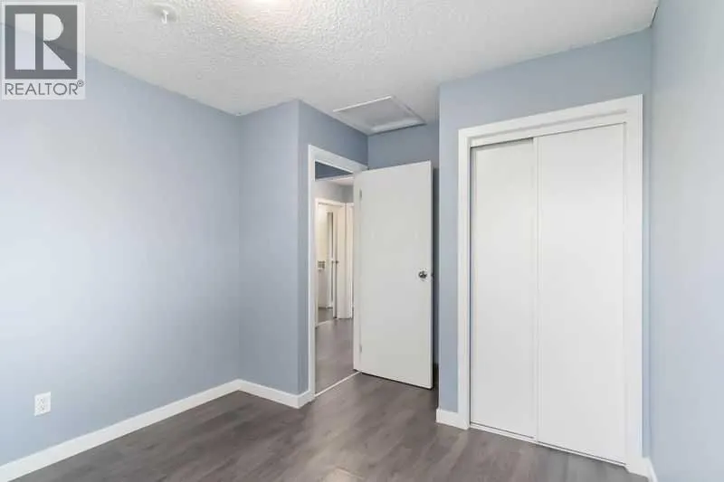 151C DICKINS Drive
